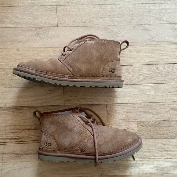 UGG | Shoes | I Am Selling Mens Ugg Neumel Boot They Are  display picture 3